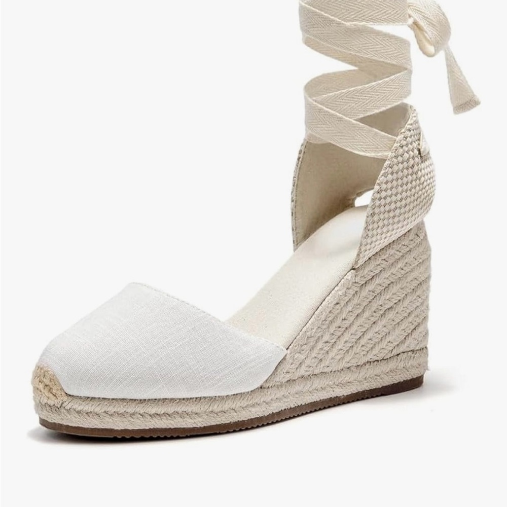 NEW IN BOX Elegant White Espadrille Wedge Sandals